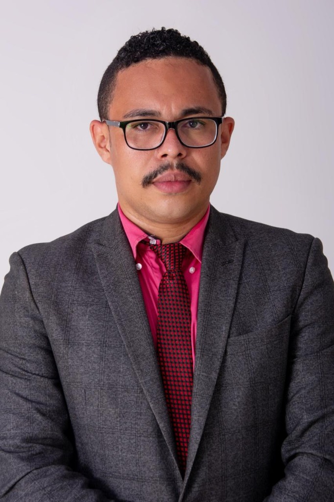 Pr. Everton Queiroz